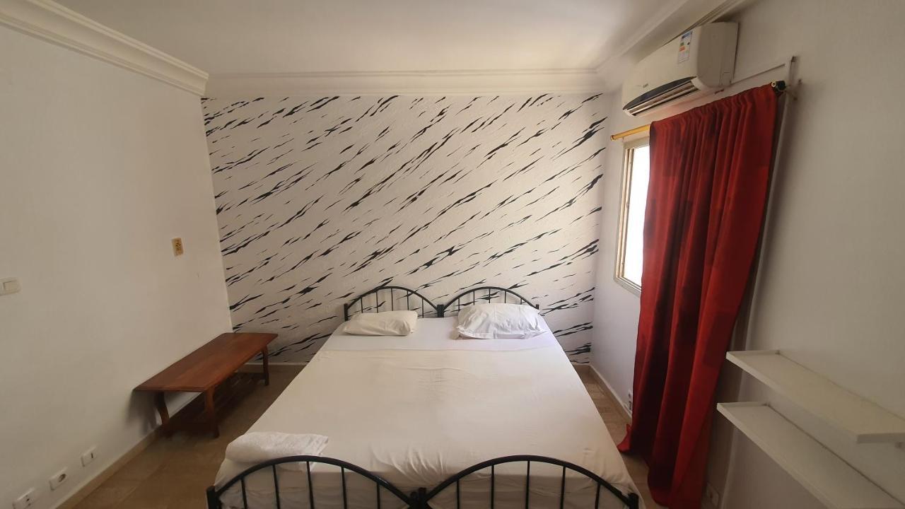Bricos Sud Foire Apartment *