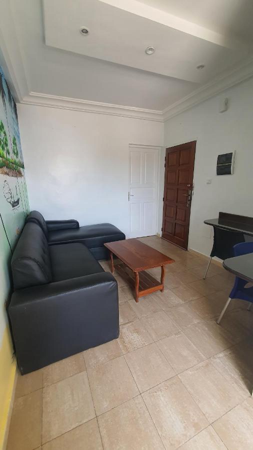Bricos Sud Foire Apartment *